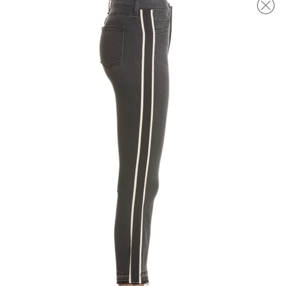 Veronica Beard Carly Side Stripe Crop Flare Jeans Size 26 - Picture 3 of 8